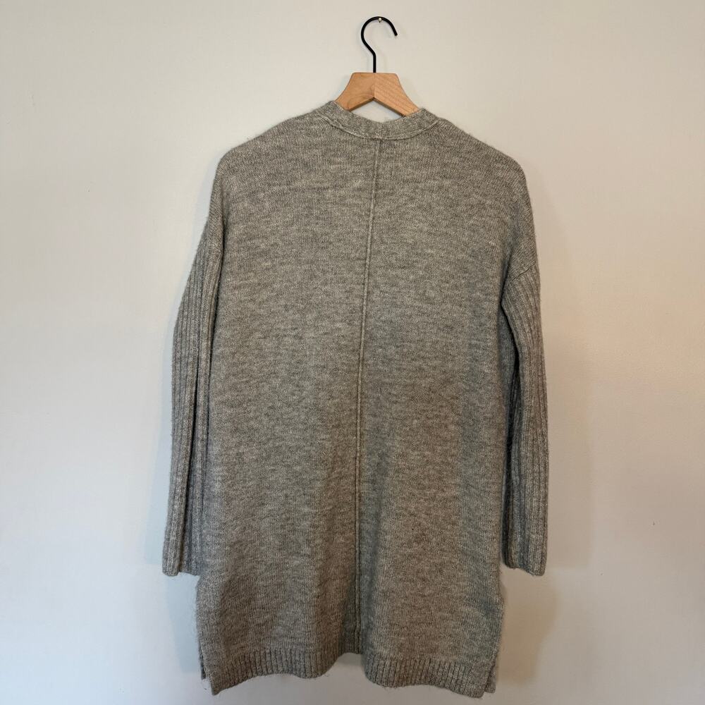 Abercrombie & Fitch Gray Open Front Pocket Cardigan Sweater - Size XS - Picture 5 of 8